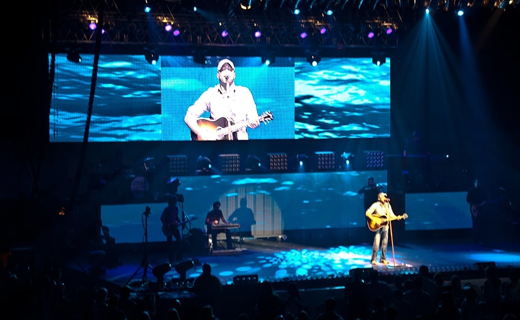 Darius Rucker Concert with LED Displays on Stage